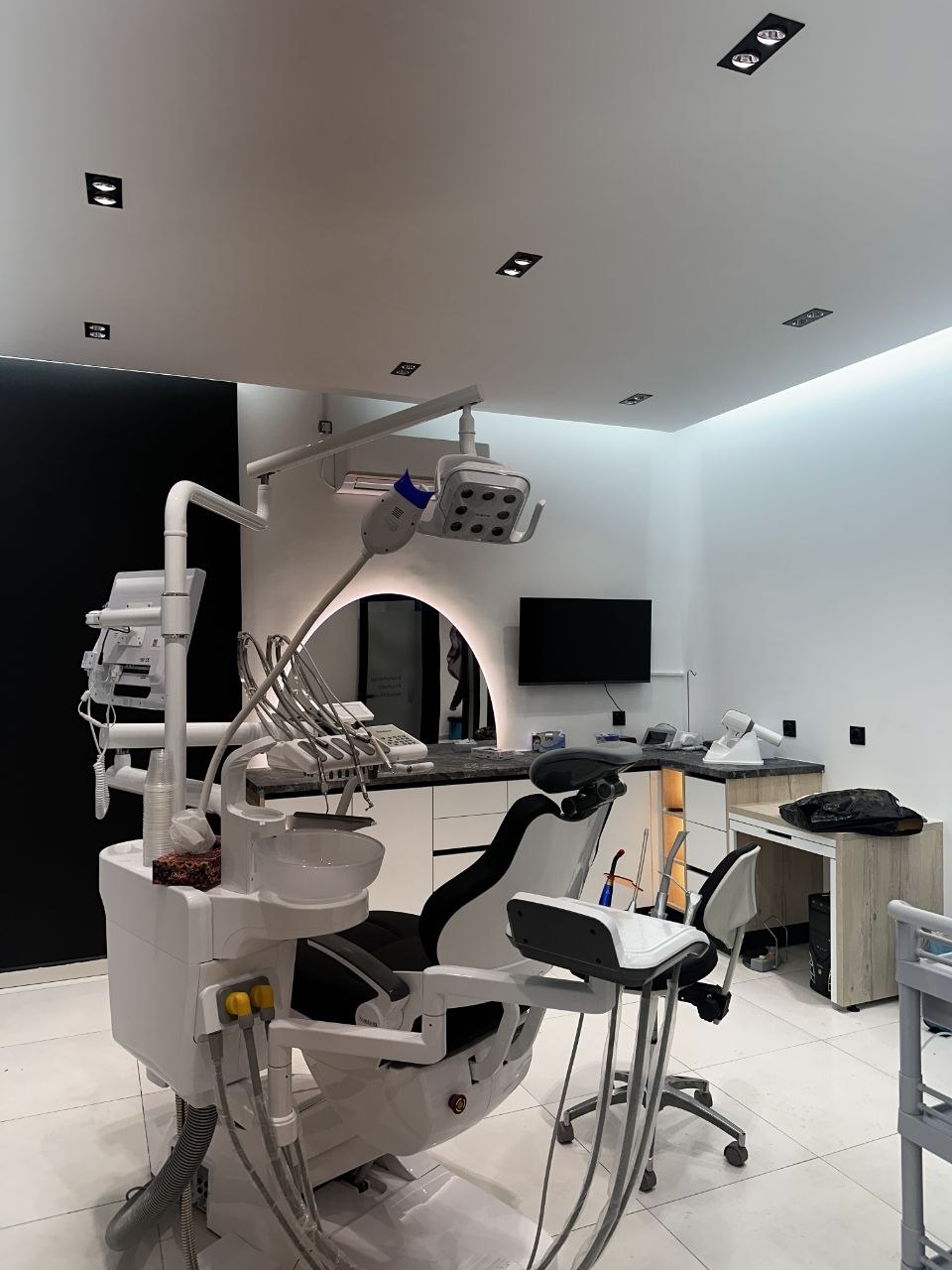 Fauteuil dentiste — salle de soins Nova Dental